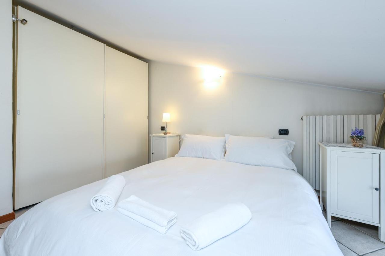 Sunset Apartment Home & Terrace ซีร์มิโอเน ภายนอก รูปภาพ
